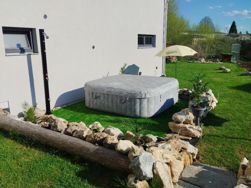 Apartman Dasa Frymburk nad Vltavou Exterior foto